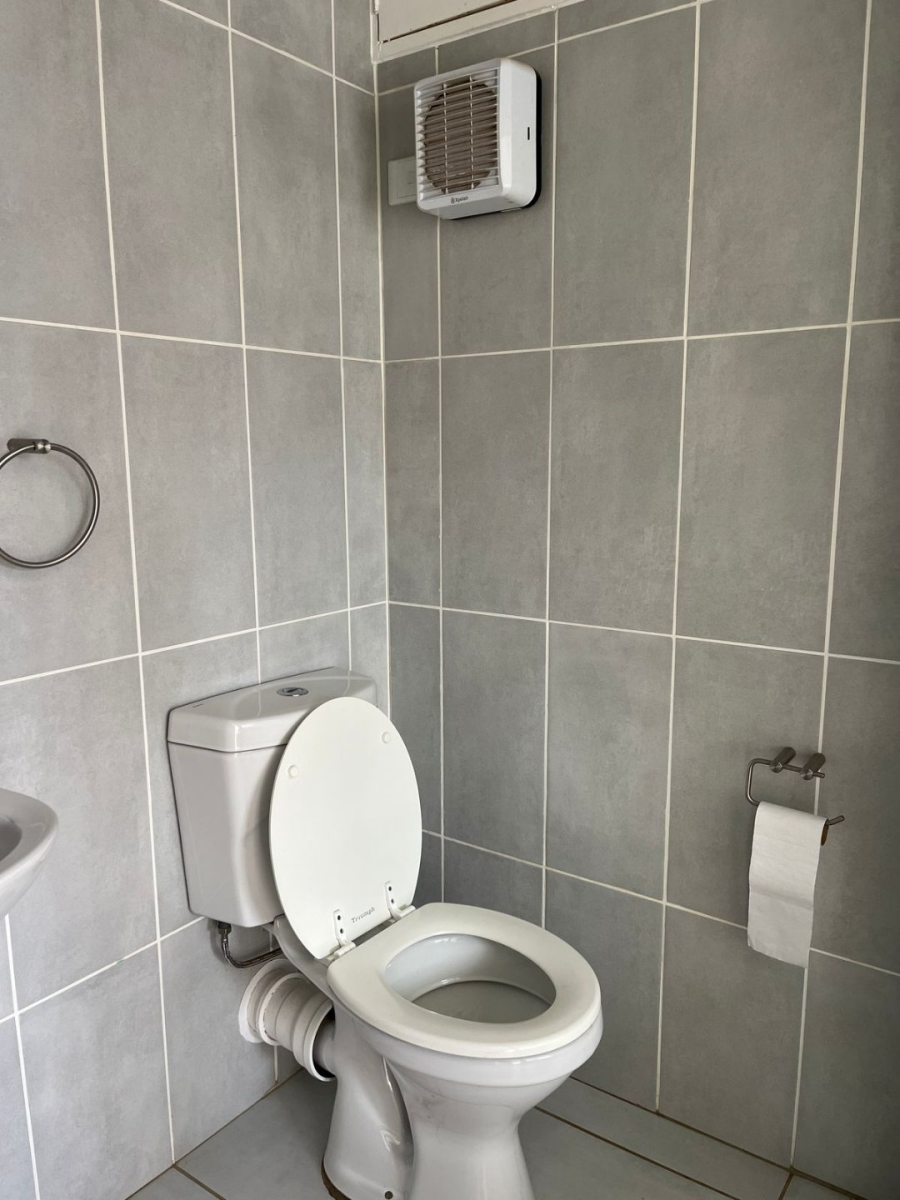 To Let 2 Bedroom Property for Rent in Mooikloof Ridge Gauteng
