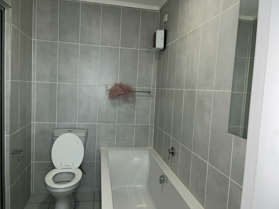 To Let 2 Bedroom Property for Rent in Mooikloof Ridge Gauteng