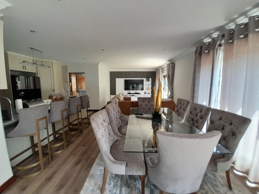 4 Bedroom Property for Sale in Midstream Hill Gauteng