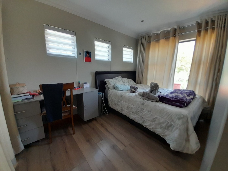 4 Bedroom Property for Sale in Midstream Hill Gauteng
