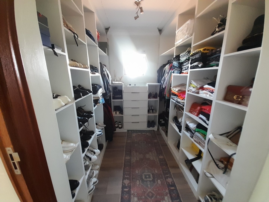 4 Bedroom Property for Sale in Midstream Hill Gauteng