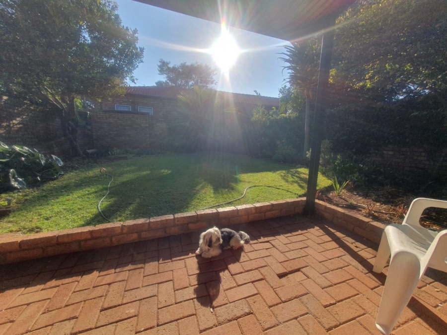 2 Bedroom Property for Sale in Die Hoewes Gauteng