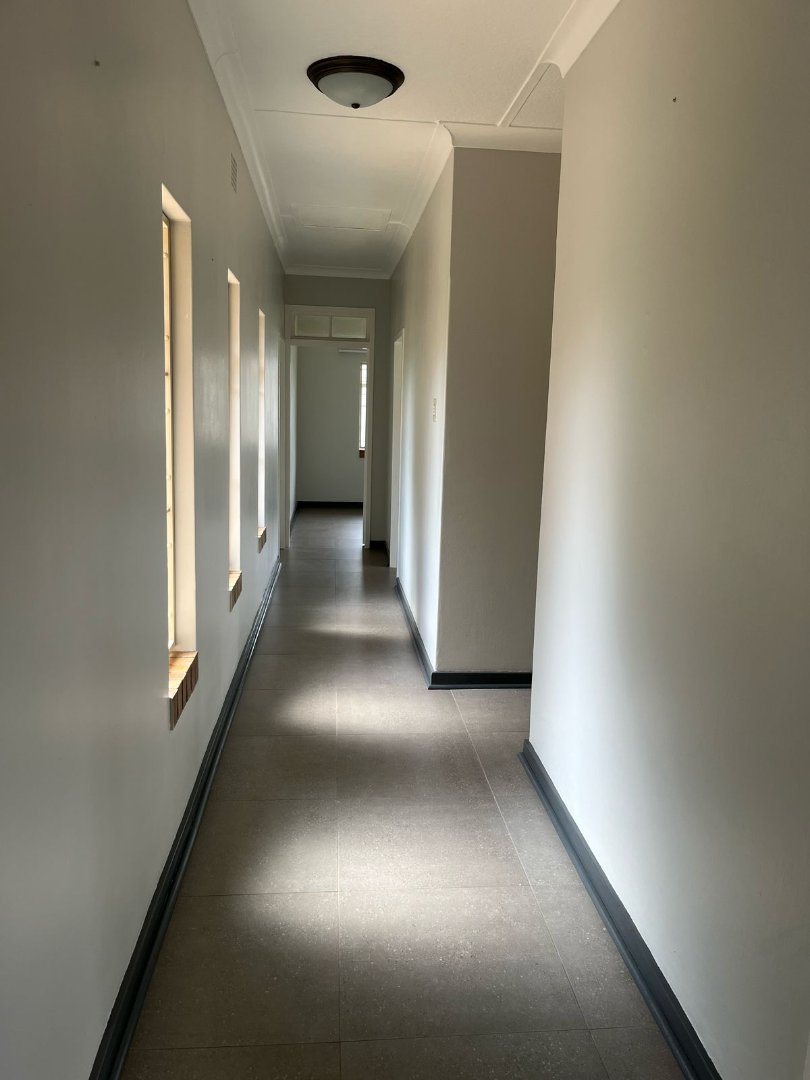 To Let 3 Bedroom Property for Rent in Farrarmere Gauteng