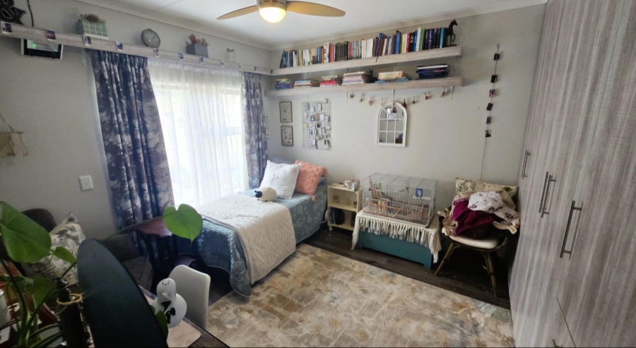 2 Bedroom Property for Sale in Kleinfontein A H Gauteng