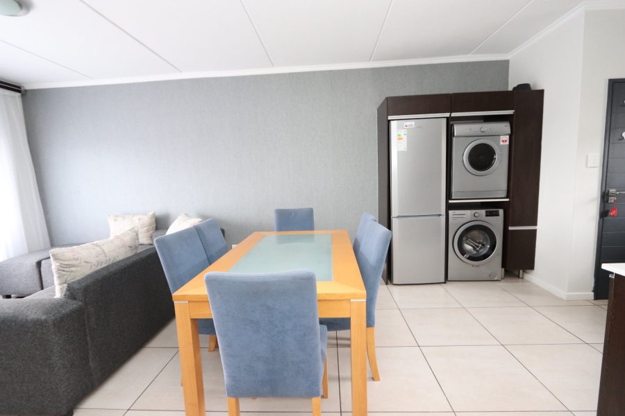 To Let 2 Bedroom Property for Rent in Fourways Gauteng