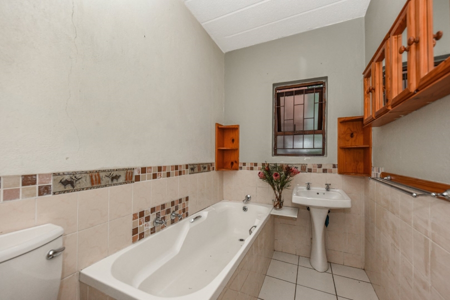4 Bedroom Property for Sale in Jukskei Park Gauteng