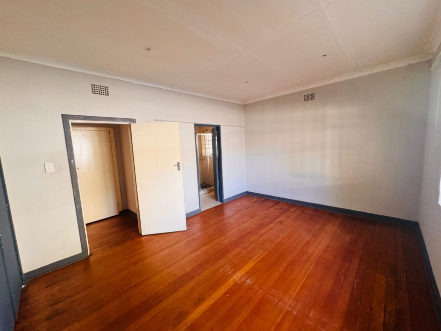 2 Bedroom Property for Sale in Melville Gauteng