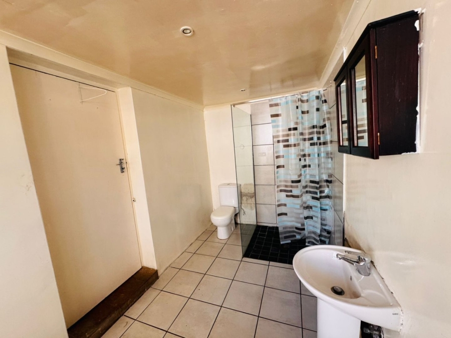 2 Bedroom Property for Sale in Melville Gauteng