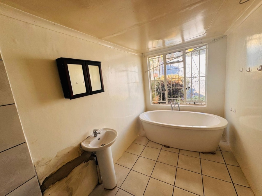 2 Bedroom Property for Sale in Melville Gauteng