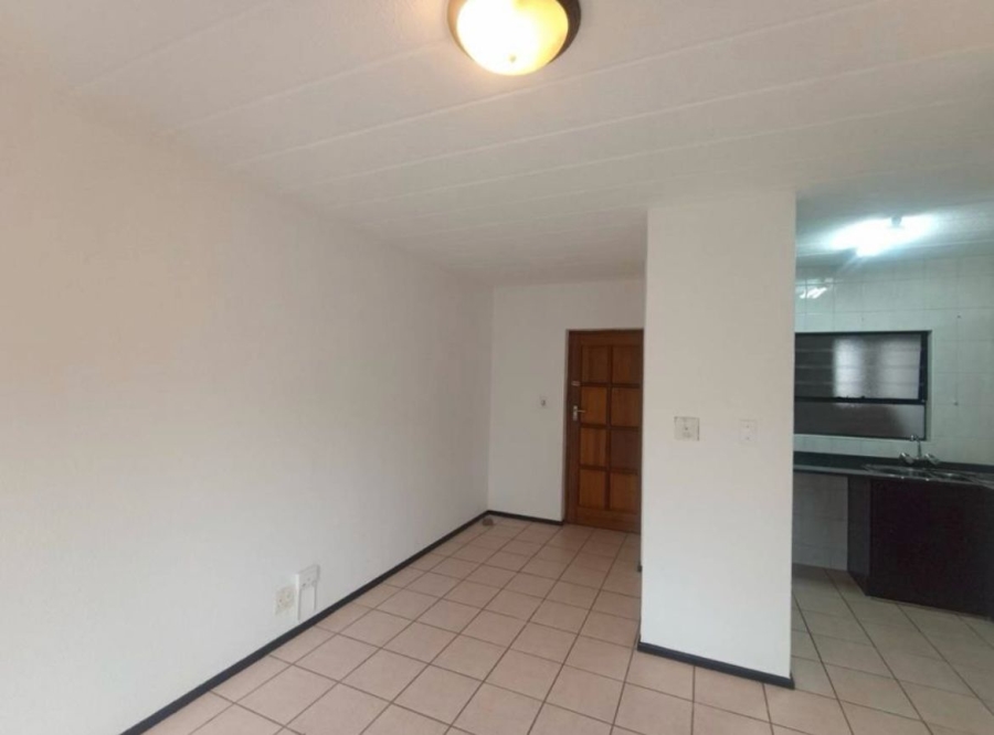To Let 1 Bedroom Property for Rent in Morningside Ext 40 Gauteng