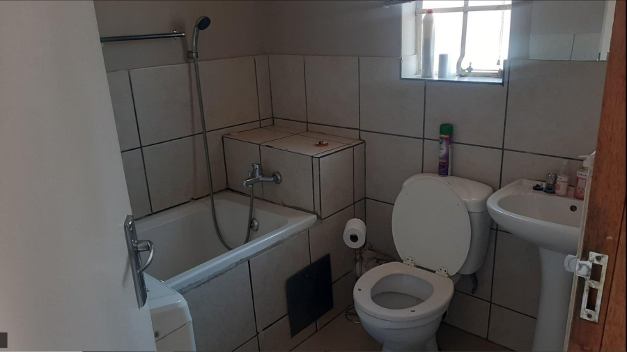  Bedroom Property for Sale in Lotus Gardens Gauteng