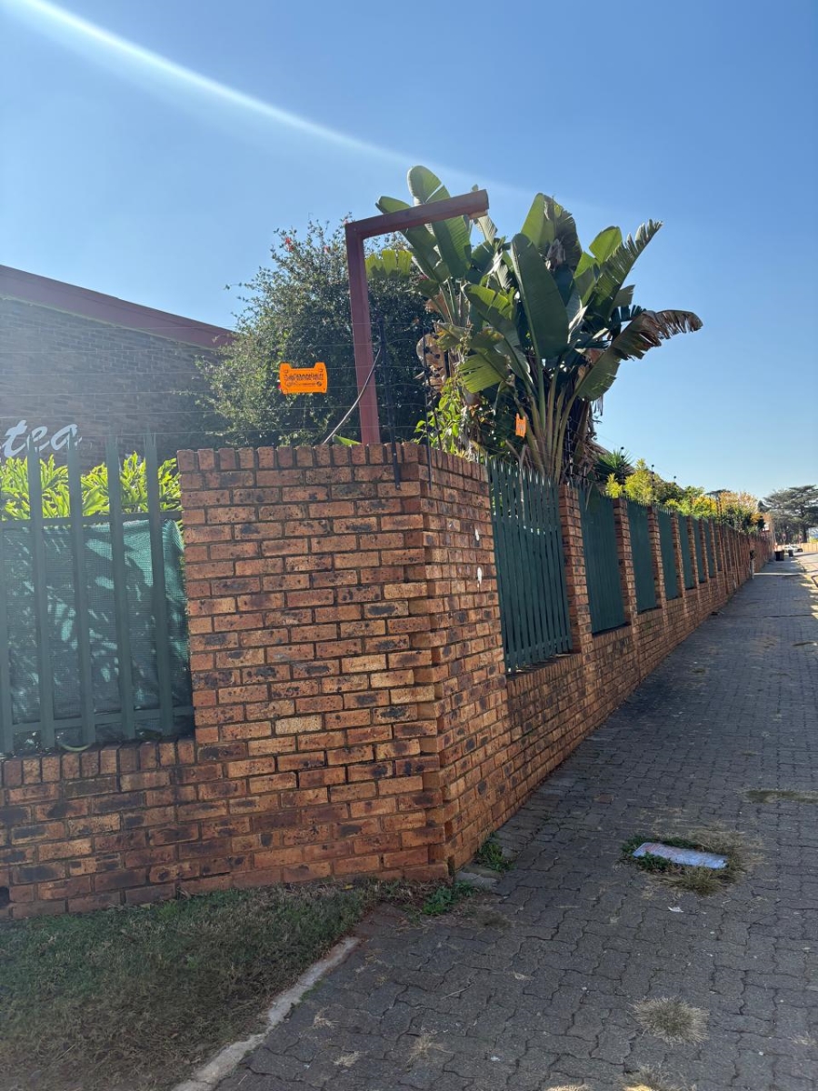 2 Bedroom Property for Sale in Witfield Gauteng