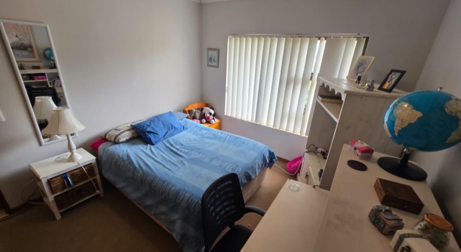 2 Bedroom Property for Sale in Kleinfontein A H Gauteng