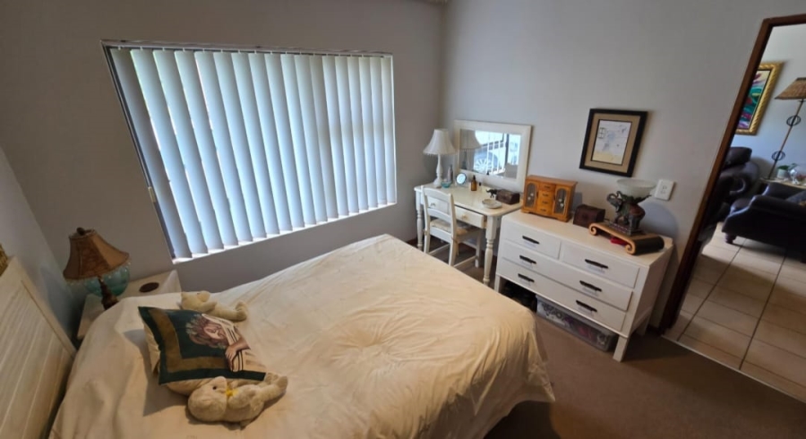 2 Bedroom Property for Sale in Kleinfontein A H Gauteng