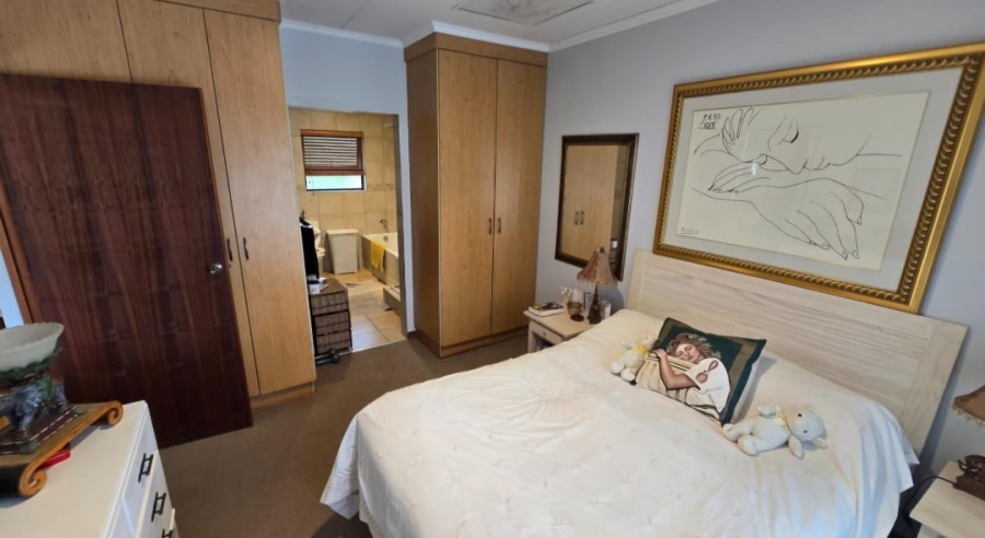 2 Bedroom Property for Sale in Kleinfontein A H Gauteng