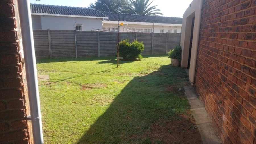 3 Bedroom Property for Sale in Bonaero Park Gauteng