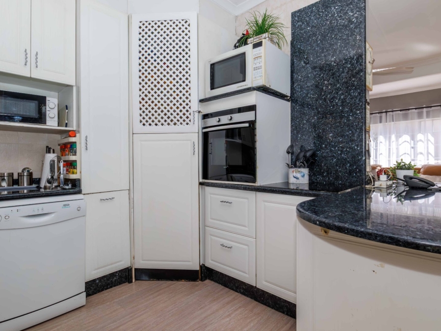 3 Bedroom Property for Sale in Eden Glen Gauteng