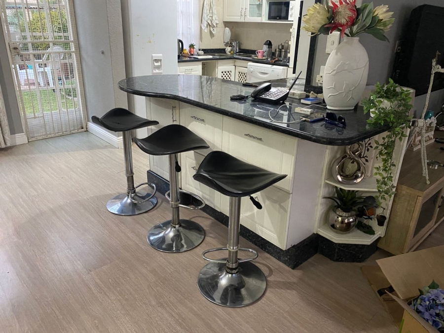 3 Bedroom Property for Sale in Eden Glen Gauteng