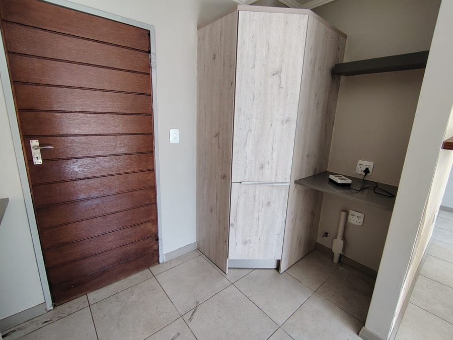 To Let 3 Bedroom Property for Rent in Amberfield Gauteng