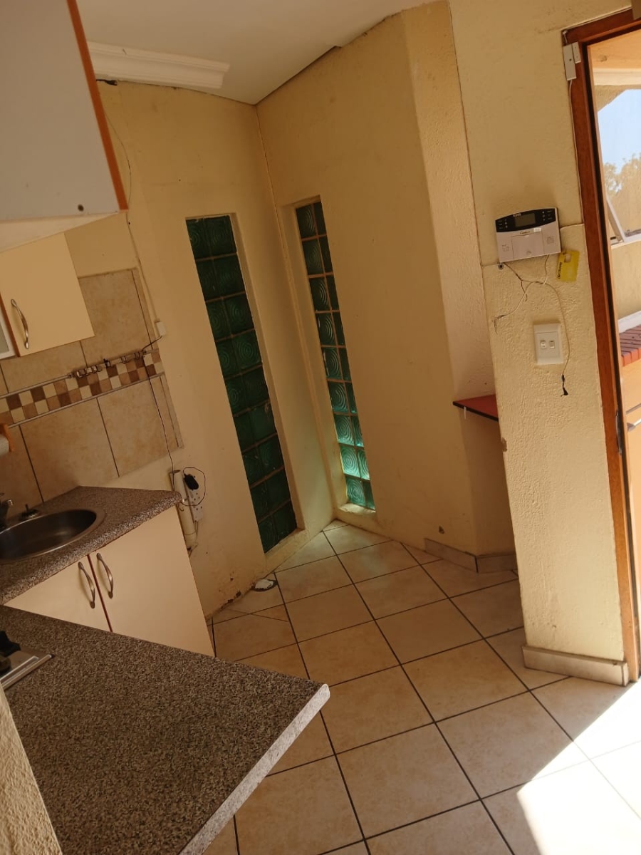To Let 1 Bedroom Property for Rent in Malanshof Gauteng
