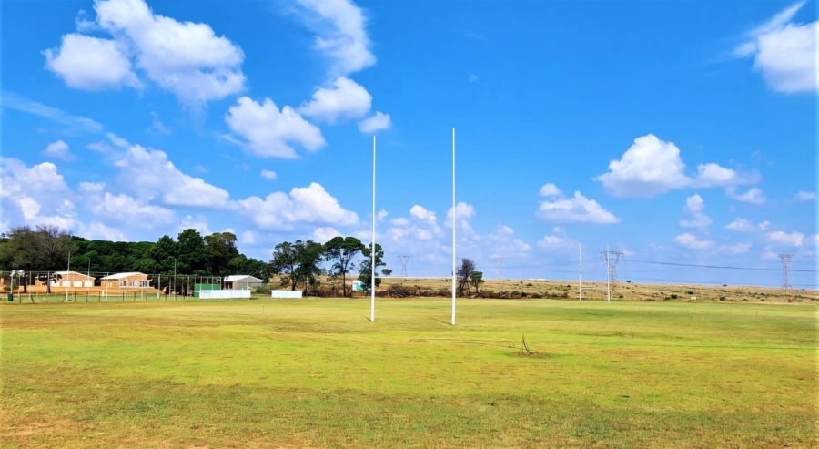 3 Bedroom Property for Sale in Kleinfontein A H Gauteng