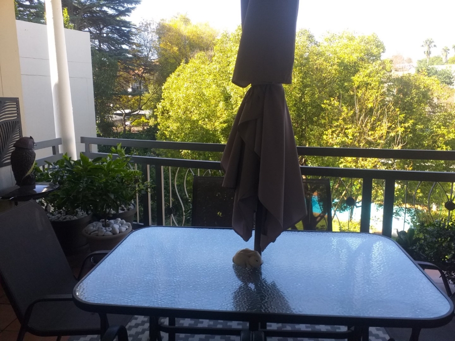 To Let 2 Bedroom Property for Rent in Dunkeld West Gauteng