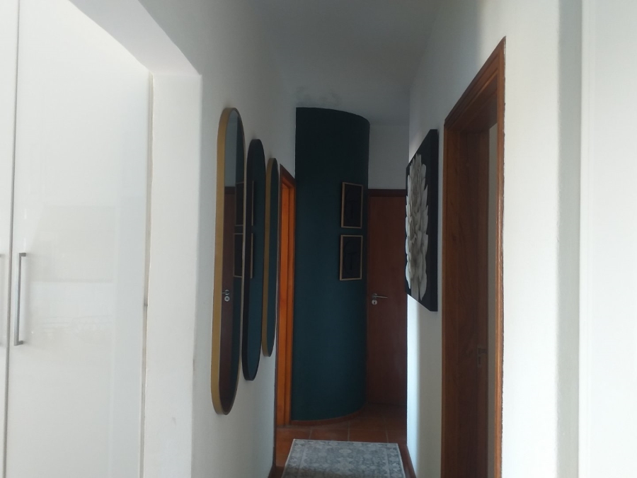 To Let 2 Bedroom Property for Rent in Dunkeld West Gauteng