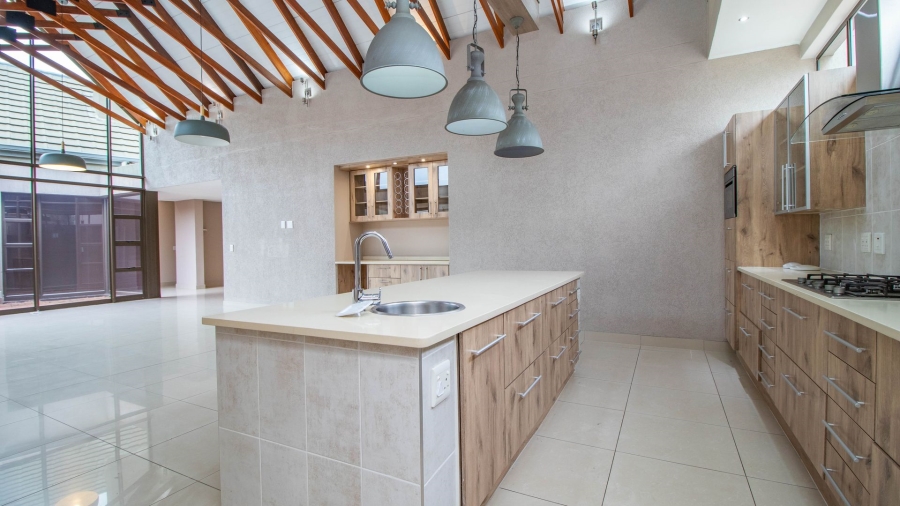 4 Bedroom Property for Sale in Serengeti Lifestyle Estate Gauteng