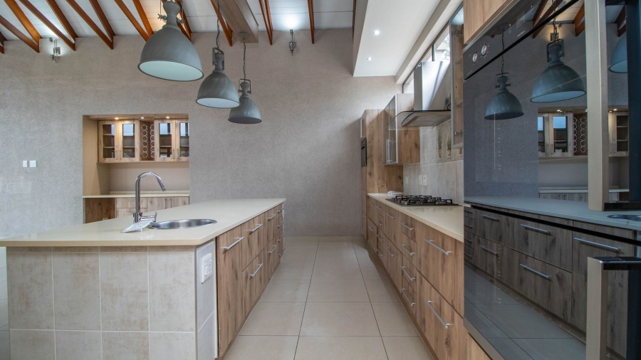4 Bedroom Property for Sale in Serengeti Lifestyle Estate Gauteng