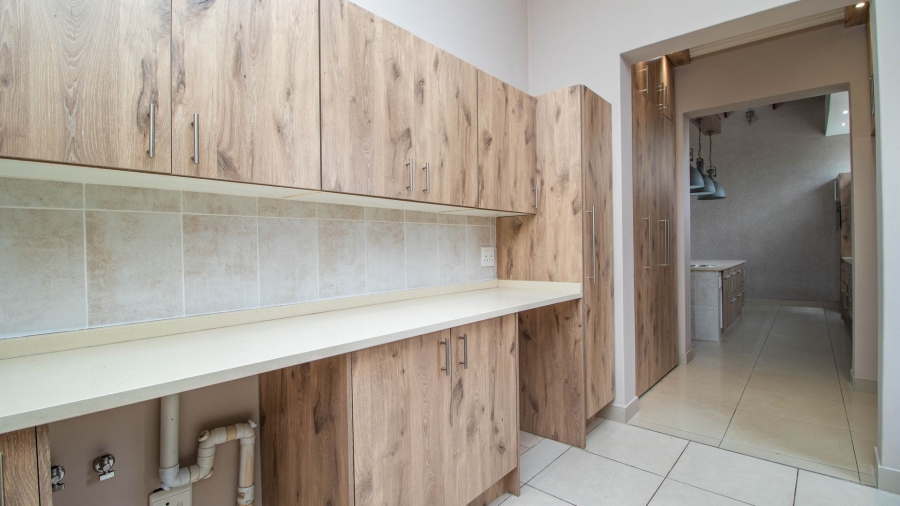4 Bedroom Property for Sale in Serengeti Lifestyle Estate Gauteng