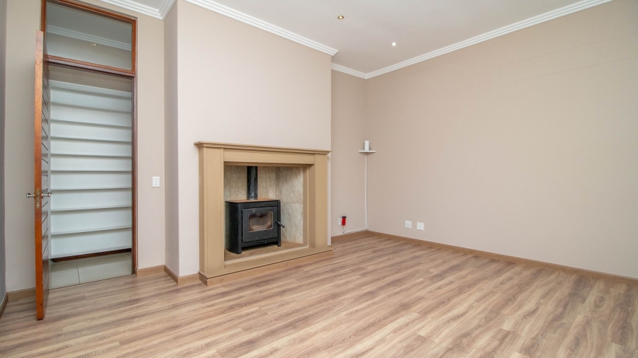 4 Bedroom Property for Sale in Serengeti Lifestyle Estate Gauteng