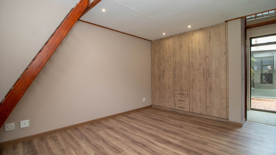 4 Bedroom Property for Sale in Serengeti Lifestyle Estate Gauteng