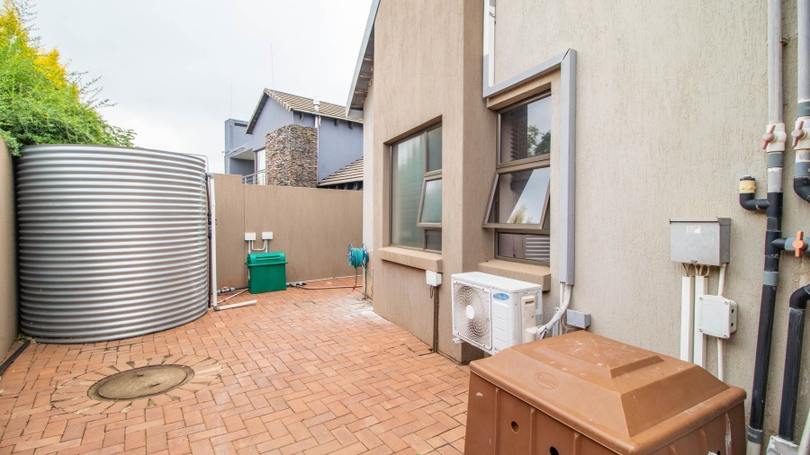 4 Bedroom Property for Sale in Serengeti Lifestyle Estate Gauteng