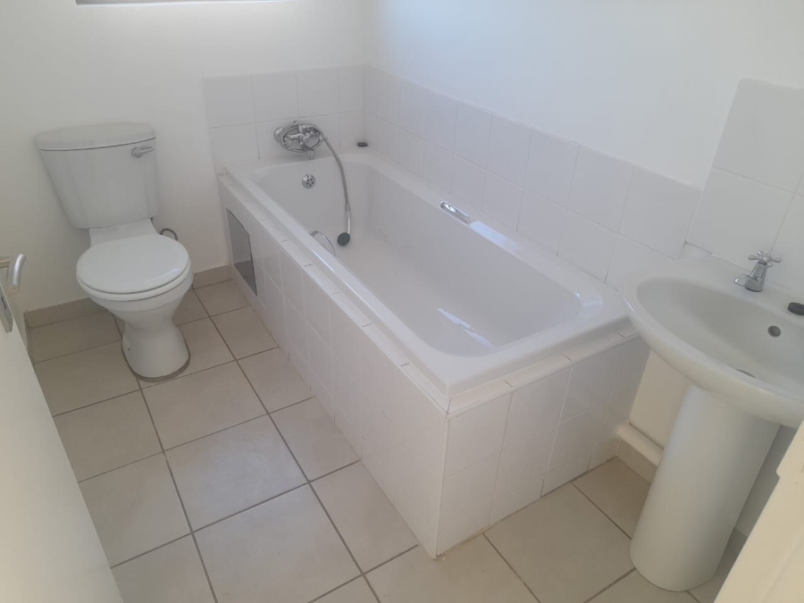 3 Bedroom Property for Sale in Crystal Park Gauteng