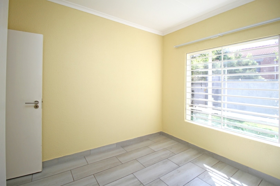 2 Bedroom Property for Sale in Amorosa Gauteng