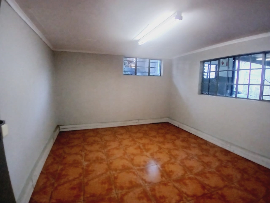 Commercial Property for Sale in Silverton Gauteng