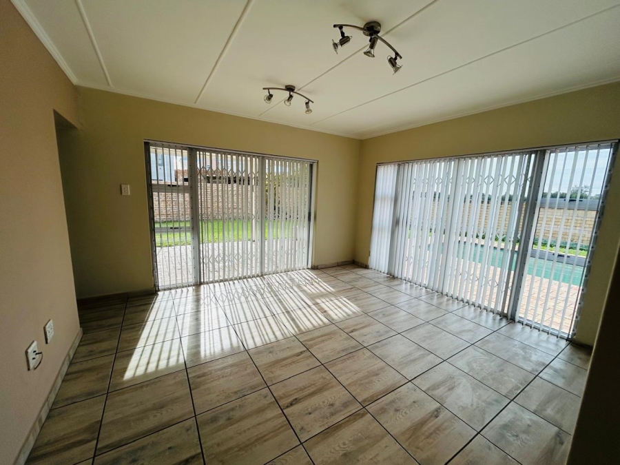 3 Bedroom Property for Sale in Riverspray Lifestyle Estate Gauteng