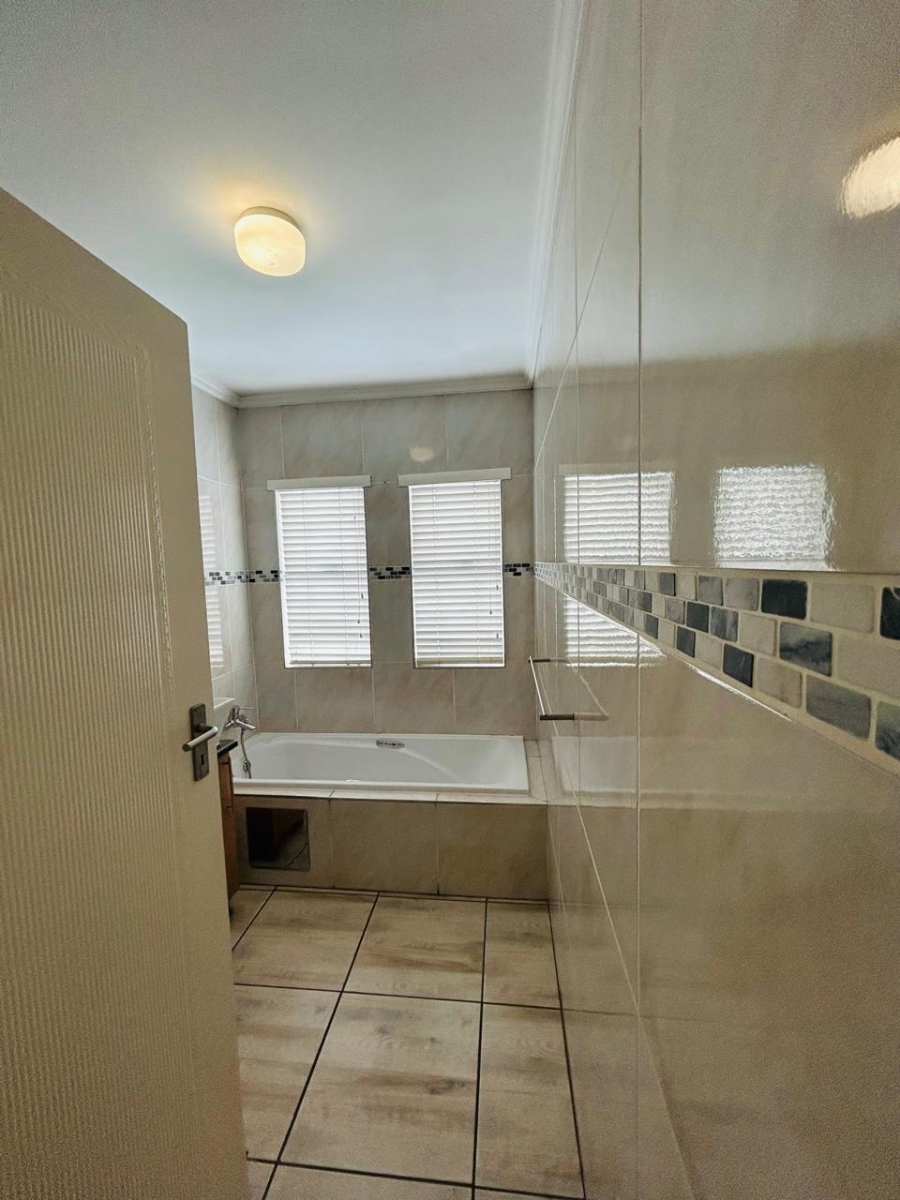 3 Bedroom Property for Sale in Riverspray Lifestyle Estate Gauteng