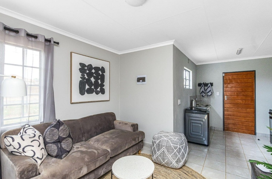  Bedroom Property for Sale in Sharon Park Gauteng