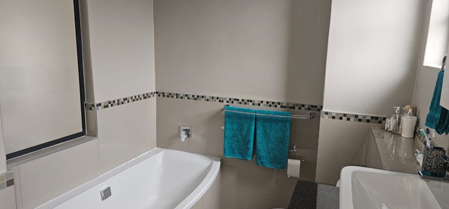 3 Bedroom Property for Sale in Montana Gauteng