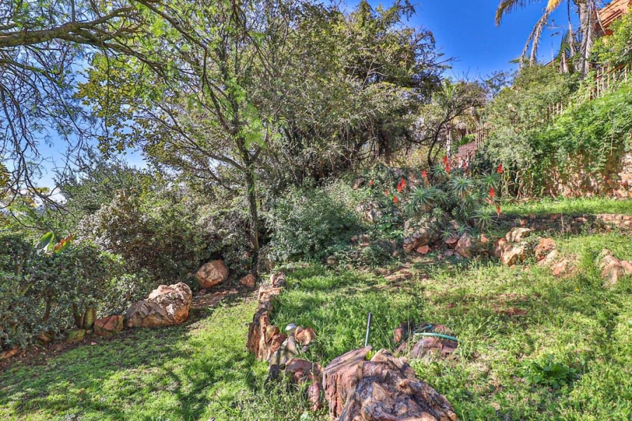 6 Bedroom Property for Sale in Floracliffe Gauteng