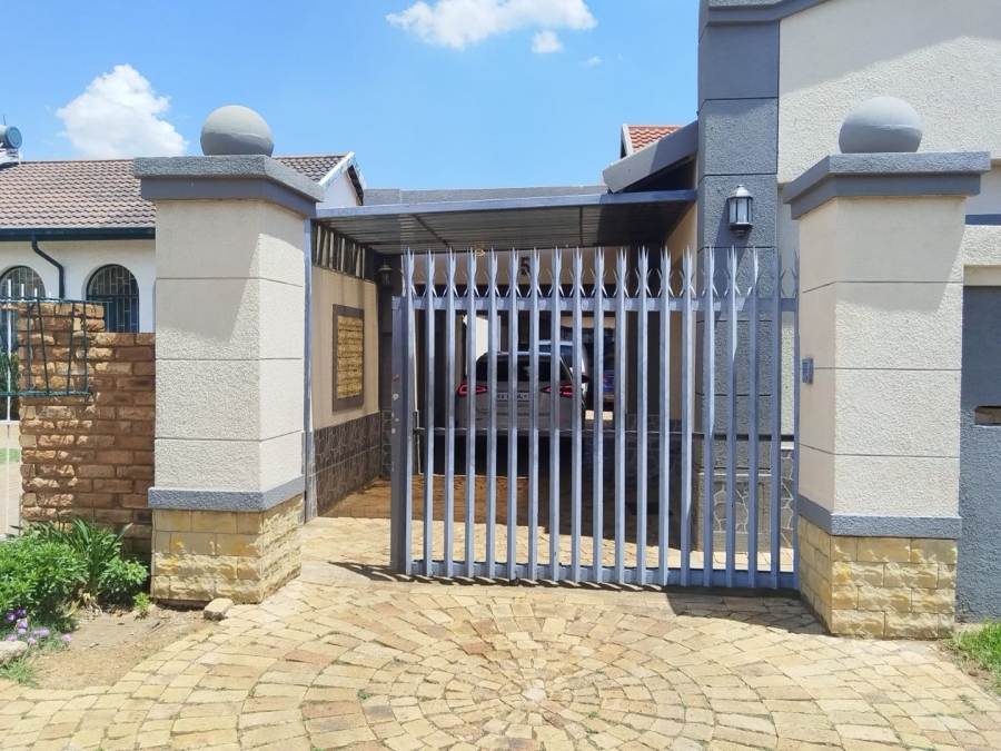 3 Bedroom Property for Sale in Ennerdale Gauteng