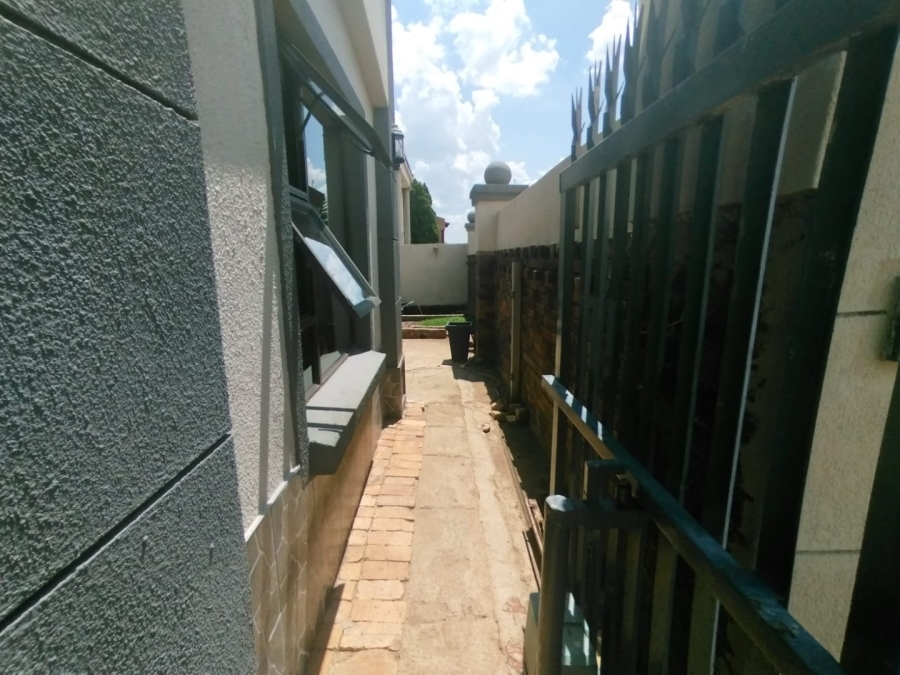 3 Bedroom Property for Sale in Ennerdale Gauteng