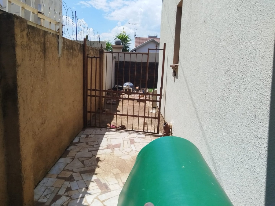 3 Bedroom Property for Sale in Ennerdale Gauteng