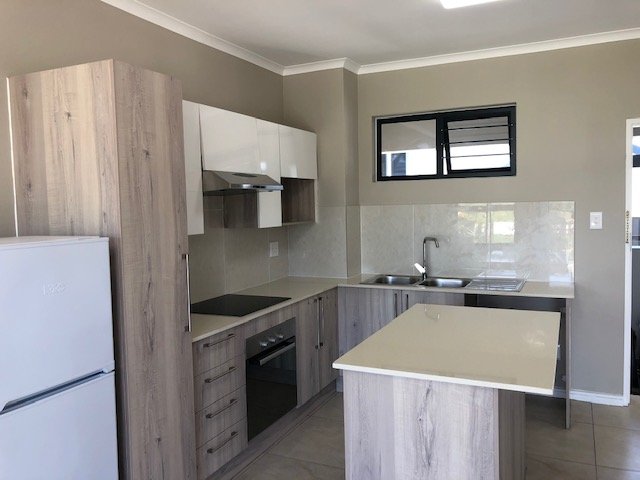 To Let 1 Bedroom Property for Rent in North Riding Gauteng