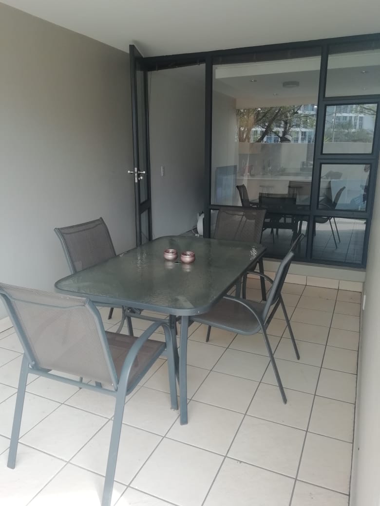 To Let 2 Bedroom Property for Rent in Sandown Gauteng
