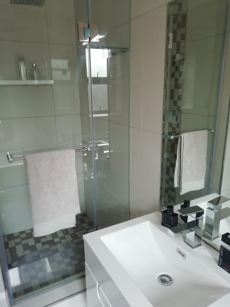 To Let 2 Bedroom Property for Rent in Sandown Gauteng