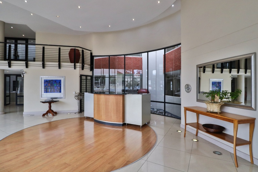 To Let 2 Bedroom Property for Rent in Sandown Gauteng