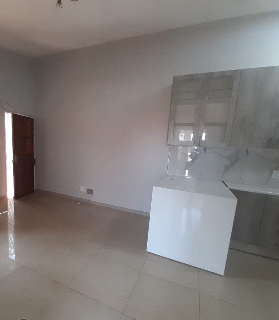 3 Bedroom Property for Sale in Ridgeway Gauteng