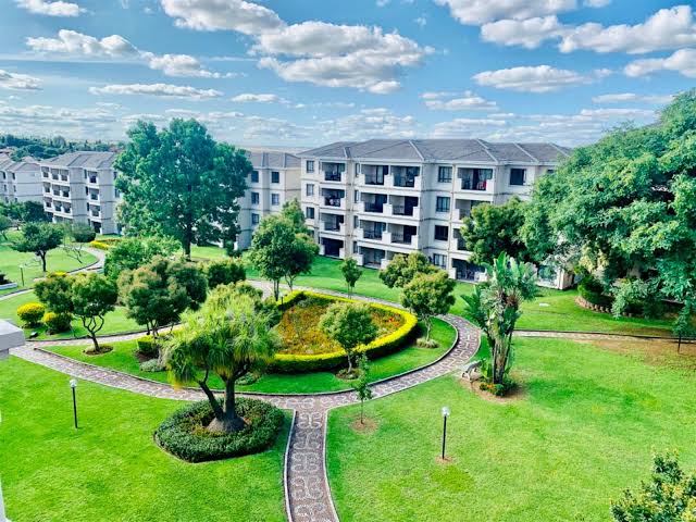 To Let 2 Bedroom Property for Rent in Noordwyk Gauteng